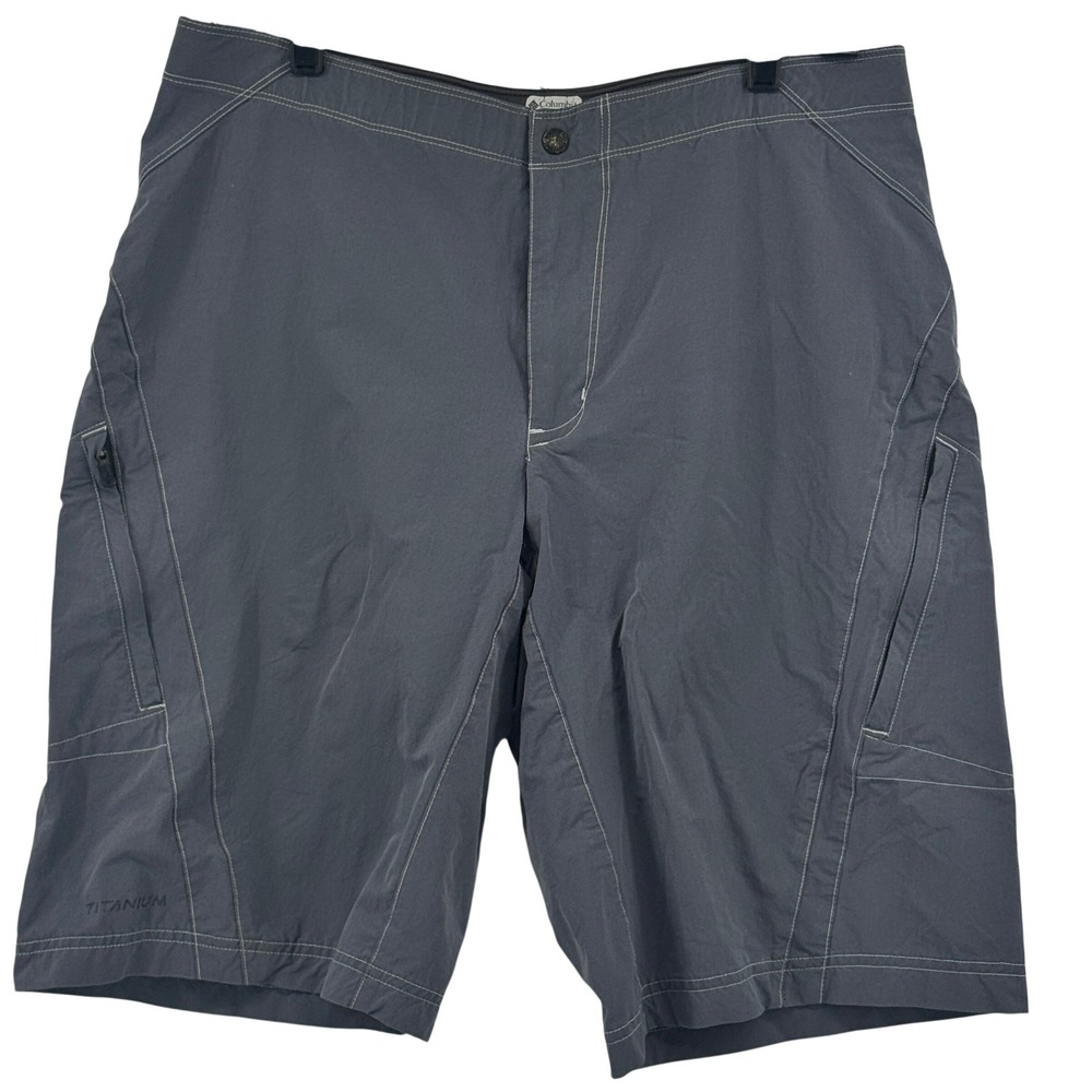 Columbia Titanium Mens Gray/Blue Hiking Shorts M Nylon Stretch Gorpcore Outdoor